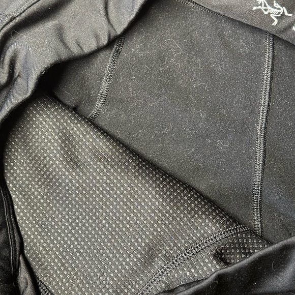 Arc'teryx Black Women's outdoor wind Pants - Picture 6 of 6